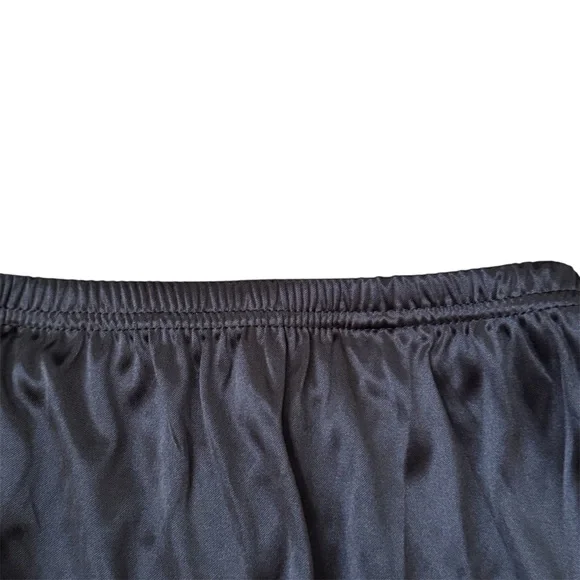 New! BrinKina Black Slip Skirt with Lace Trim. Women’s 2XL. Excellent Condition - Picture 4 of 8